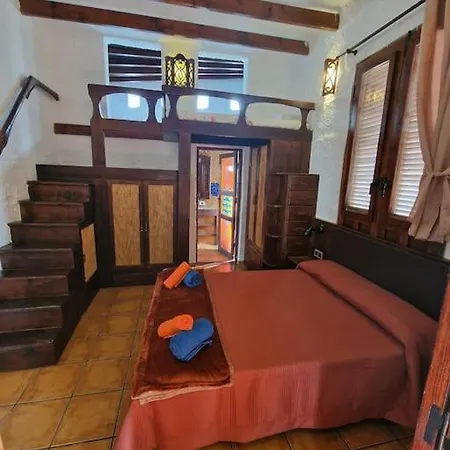La Casa De La Fuente