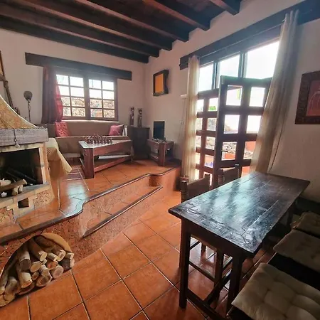 La Casa De La Fuente גרנדילה דה אבונה
