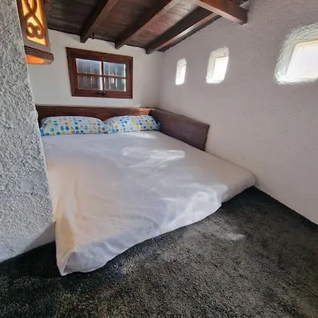 בית נופש La Casa De La Fuente גרנדילה דה אבונה